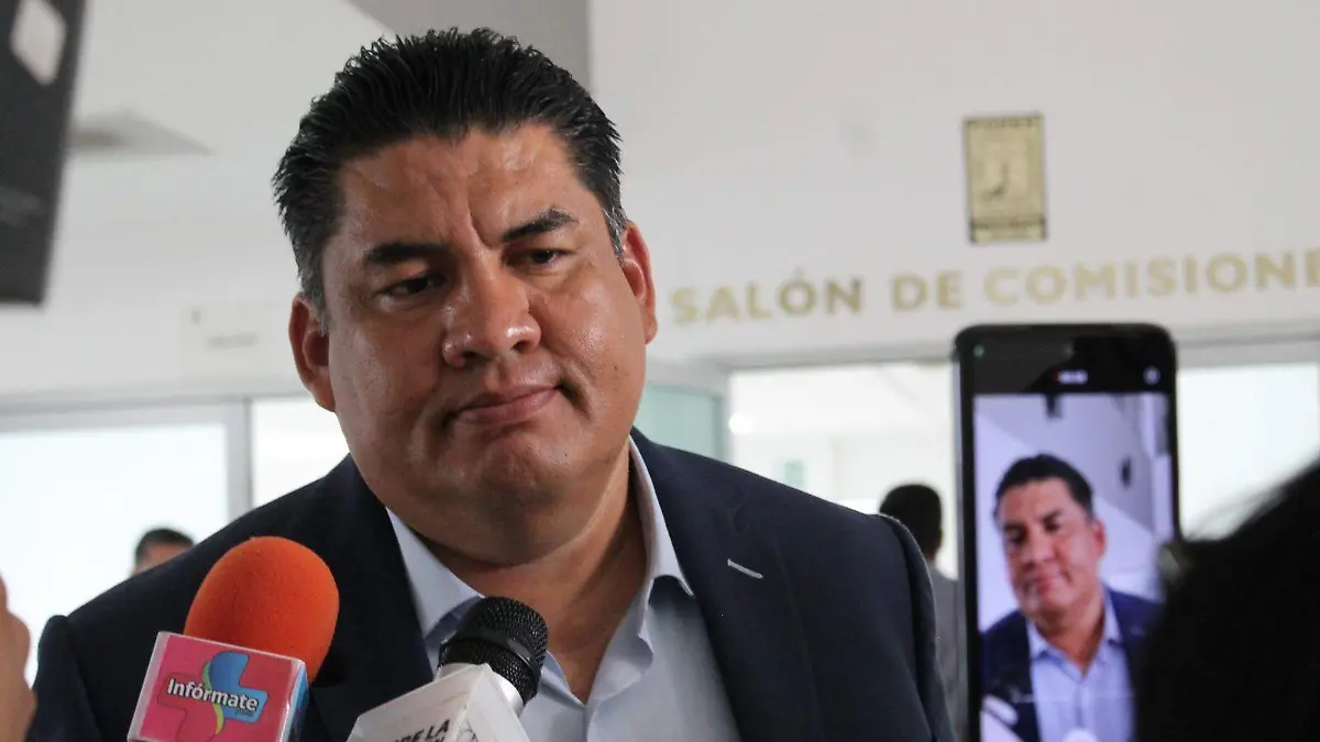 presidente de la Mesa Directiva del Congreso Francisco Sánchez Zavala negó que hayan incurrido en desacato con respecto a la resolución del TEEM. (3)